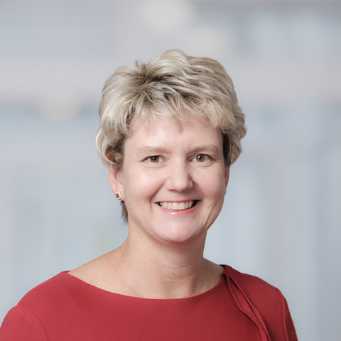 Dr. Sabine Pfeifer